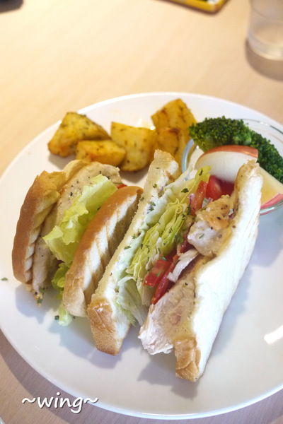 維圖斯咖啡 Café Vitus:隱身巷內的美味帕尼尼輕食餐點。維圖斯咖啡 Café Vitus