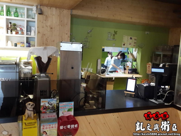 維圖斯咖啡 Café Vitus:【台北小巨蛋‧微風南京館美食】Vitus cafe 維圖斯咖啡~輕食‧咖啡‧下午茶專賣店~
