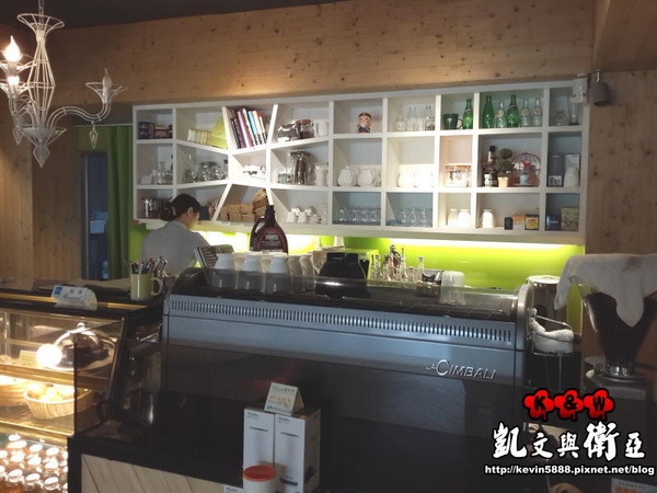 維圖斯咖啡 Café Vitus:【台北小巨蛋‧微風南京館美食】Vitus cafe 維圖斯咖啡~輕食‧咖啡‧下午茶專賣店~