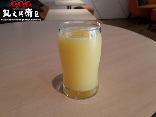 維圖斯咖啡 Café Vitus:【台北小巨蛋‧微風南京館美食】Vitus cafe 維圖斯咖啡~輕食‧咖啡‧下午茶專賣店~