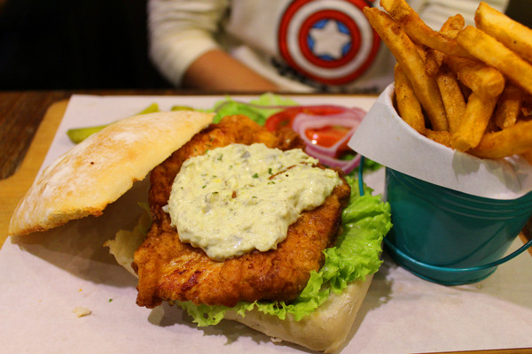 1885 Buger Store(市民店)：[台北]平價+份量多 美味漢堡 1885 Burger Store