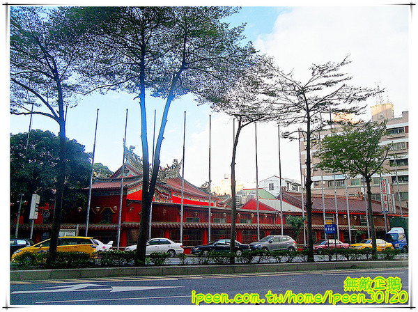 福沃滋咖啡:【台南-東區】夜貓.早茶新選擇..一起來消磨時間吧!~大推法式經典巧克力塔.栗子蒙布朗.金荷玉露青茶!《福沃滋》