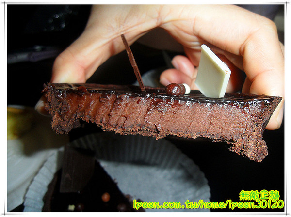 福沃滋咖啡:【台南-東區】夜貓.早茶新選擇..一起來消磨時間吧!~大推法式經典巧克力塔.栗子蒙布朗.金荷玉露青茶!《福沃滋》