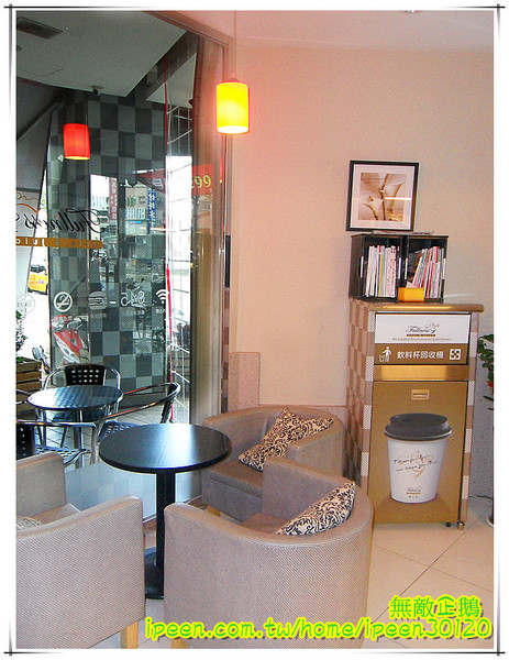 福沃滋咖啡:【台南-東區】夜貓.早茶新選擇..一起來消磨時間吧!~大推法式經典巧克力塔.栗子蒙布朗.金荷玉露青茶!《福沃滋》