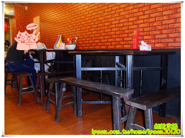 敲門 辛料理：【台南-東區】CP值高的『泡菜』肉燥飯...店內無糖麥茶免費喝到爽!《敲門 辛料理》