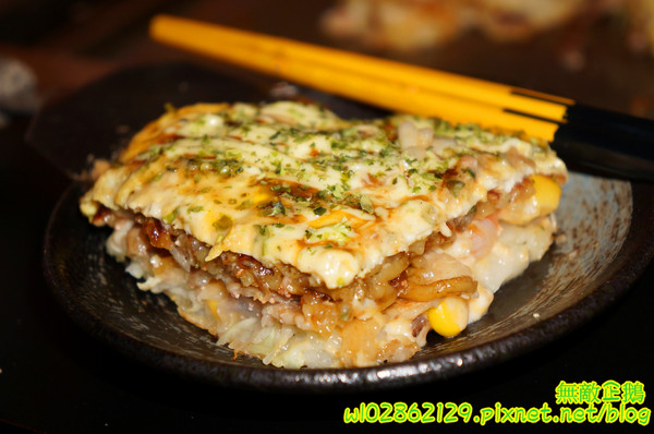 愛夏子あいさつ(海安店):【台南-中西區】Show timex道地日式料理...半熟蛋牽絲起士麻糬/廣島燒/大阪燒《愛夏子あいさつ》