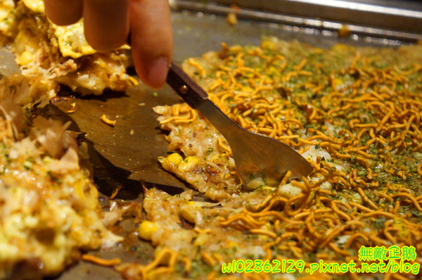 愛夏子あいさつ(海安店):【台南-中西區】Show timex道地日式料理...半熟蛋牽絲起士麻糬/廣島燒/大阪燒《愛夏子あいさつ》