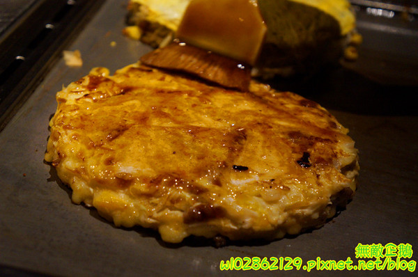 愛夏子あいさつ(海安店):【台南-中西區】Show timex道地日式料理...半熟蛋牽絲起士麻糬/廣島燒/大阪燒《愛夏子あいさつ》