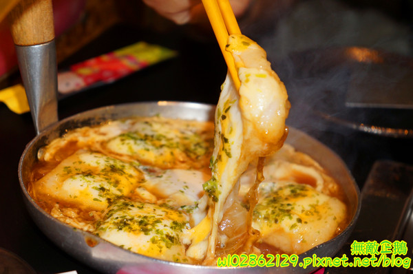 愛夏子あいさつ(海安店):【台南-中西區】Show timex道地日式料理...半熟蛋牽絲起士麻糬/廣島燒/大阪燒《愛夏子あいさつ》