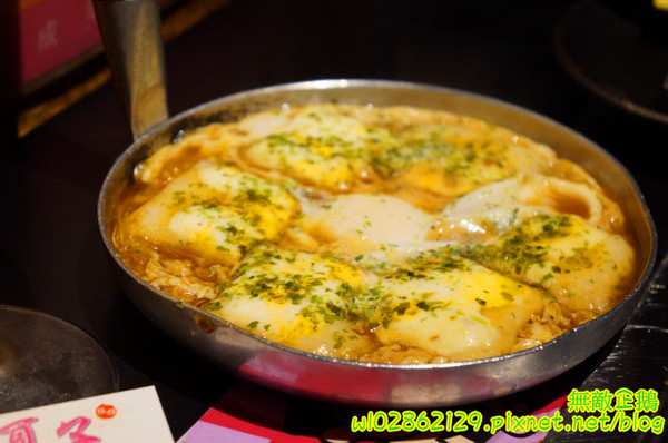 愛夏子あいさつ(海安店):【台南-中西區】Show timex道地日式料理...半熟蛋牽絲起士麻糬/廣島燒/大阪燒《愛夏子あいさつ》