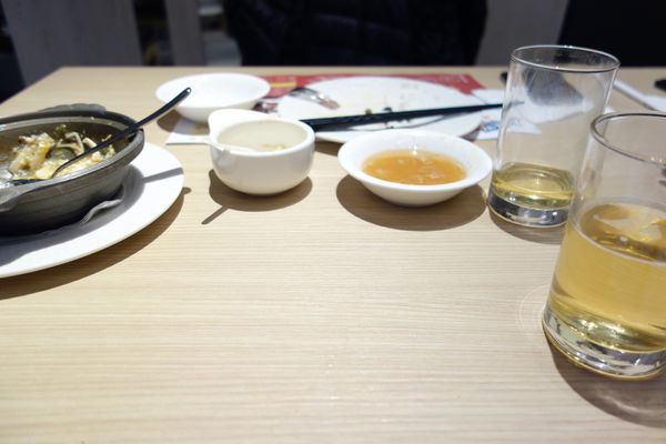 漢來海港自助餐廳：南紡夢時代 漢來海港自助餐廳 海港城 ~新鮮紅蟳吃免驚><