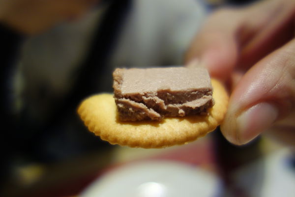 漢來海港自助餐廳：南紡夢時代 漢來海港自助餐廳 海港城 ~新鮮紅蟳吃免驚><