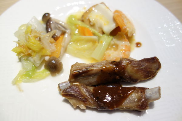 漢來海港自助餐廳：南紡夢時代 漢來海港自助餐廳 海港城 ~新鮮紅蟳吃免驚><