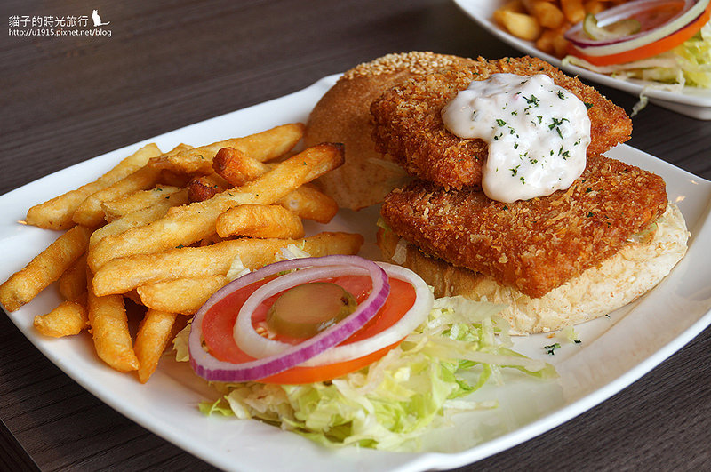 台中市西屯區-艾可漢堡逢甲店