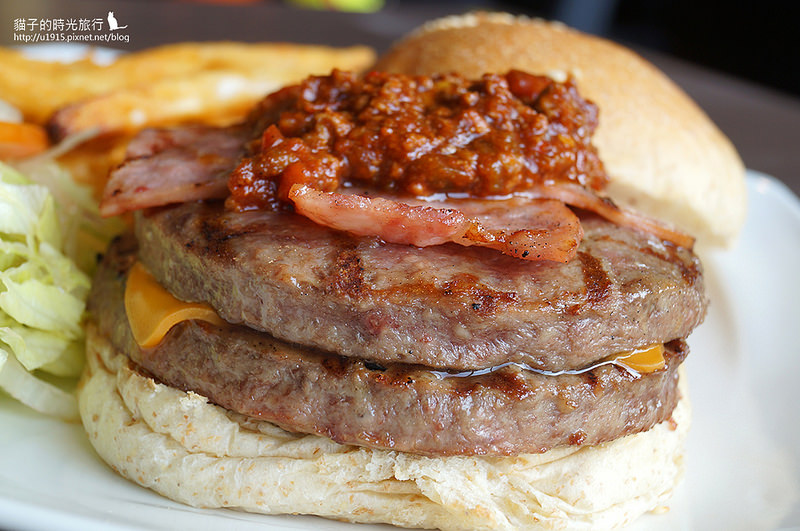 台中市西屯區-艾可漢堡逢甲店