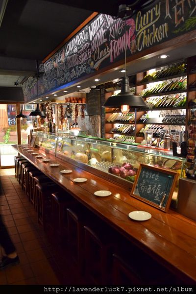 青春Tapas:青春Tapas西班牙酒館海鮮+松露燉飯menu完整附