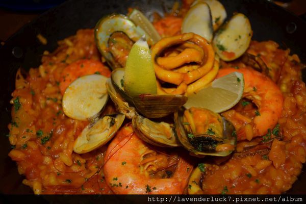 青春Tapas:青春Tapas西班牙酒館海鮮+松露燉飯menu完整附