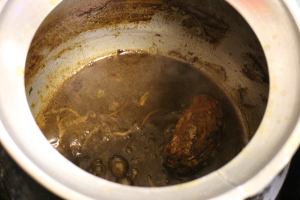 宣德炭燒羊肉爐(總店)：非凡大探索採訪台北‧文山區「宣德炭燒羊肉爐」捷運