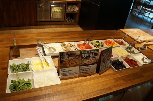 覺旅Journey Kaffe(陽光店)：覺旅♥ Journey Kaffe ♥自己手做料理 ♥DIY ♥WIFI，插頭，不限時