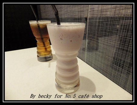 No.5 Cafe:<市政府捷運站>名媛貴婦指定店及適合下午茶的去處~No.5 café