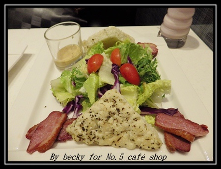 No.5 Cafe:<市政府捷運站>名媛貴婦指定店及適合下午茶的去處~No.5 café