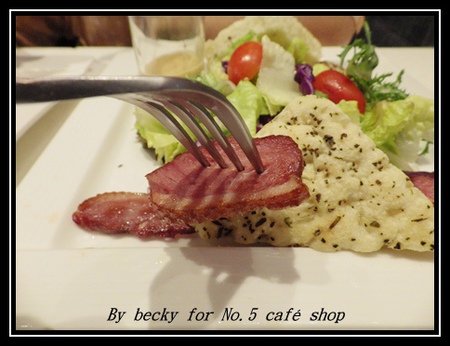 No.5 Cafe:<市政府捷運站>名媛貴婦指定店及適合下午茶的去處~No.5 café