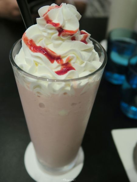 哈克廚房：台北 捷運市政府站 Hack Bistro 哈克廚房~好吃三重奏美味烤薄餅