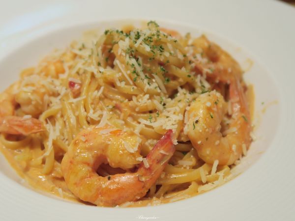 哈克廚房：台北 捷運市政府站 Hack Bistro 哈克廚房~好吃三重奏美味烤薄餅