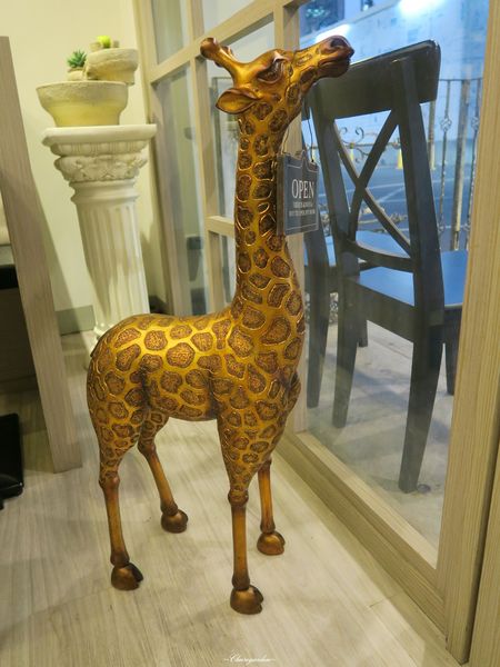 哈克廚房：台北 捷運市政府站 Hack Bistro 哈克廚房~好吃三重奏美味烤薄餅