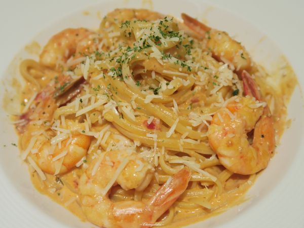 哈克廚房：台北 捷運市政府站 Hack Bistro 哈克廚房~好吃三重奏美味烤薄餅