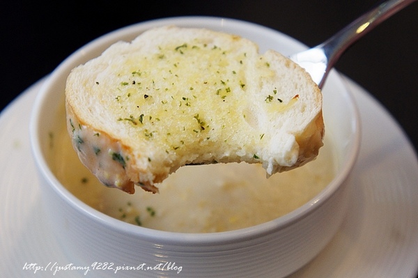 哈克廚房:iPeen口碑卷 ☞ 台北市/松山區(近松菸) ▍哈克廚房 ▍就算二訪~ 『松露干貝燉飯』依舊令我著迷❤