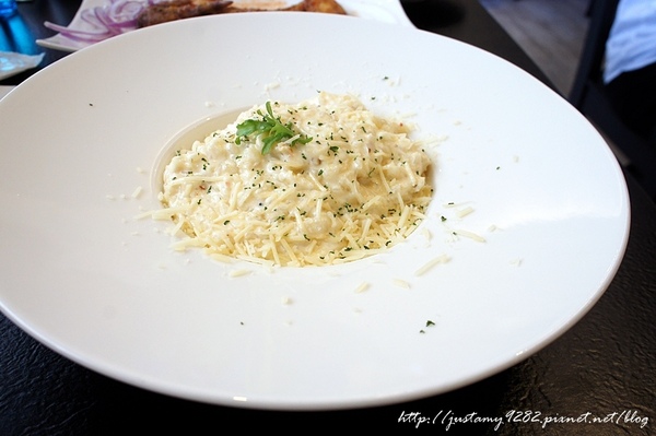 哈克廚房:iPeen口碑卷 ☞ 台北市/松山區(近松菸) ▍哈克廚房 ▍就算二訪~ 『松露干貝燉飯』依舊令我著迷❤