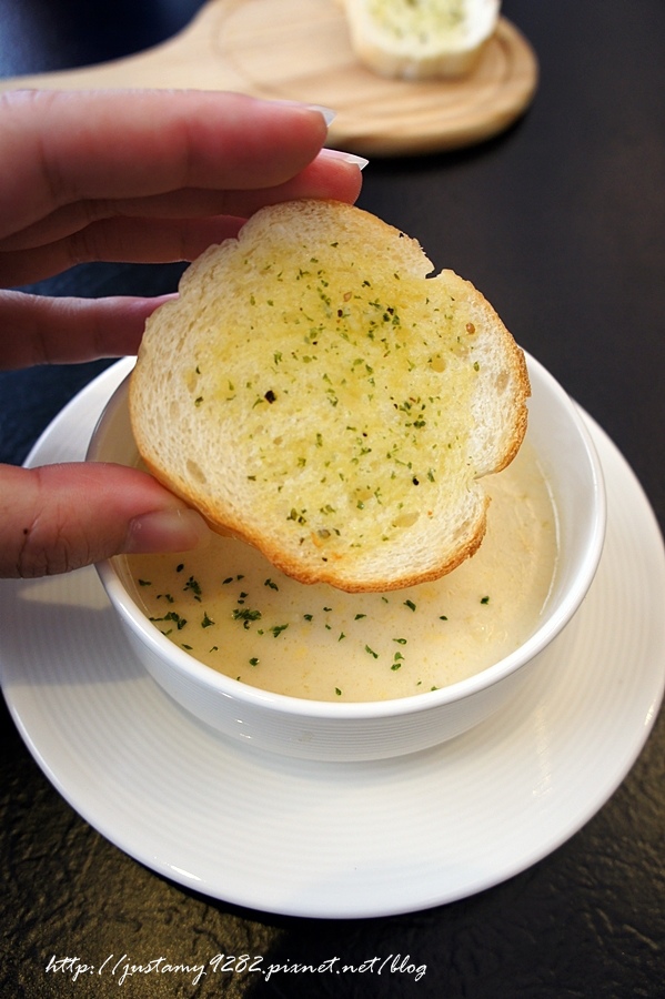 哈克廚房:iPeen口碑卷 ☞ 台北市/松山區(近松菸) ▍哈克廚房 ▍就算二訪~ 『松露干貝燉飯』依舊令我著迷❤