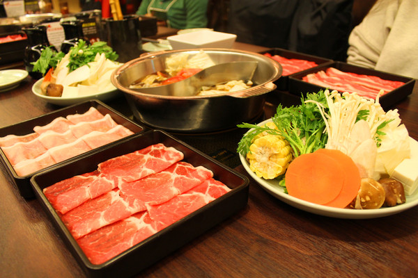 Mo-Mo-Paradise：[台南]最好吃的壽喜燒終於來台南了!!!!! Mo-Mo-Paradise