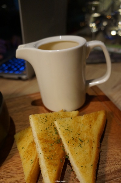 Boots:台北 捷運市政府站Boots~滿天星空下享美味創意餐點