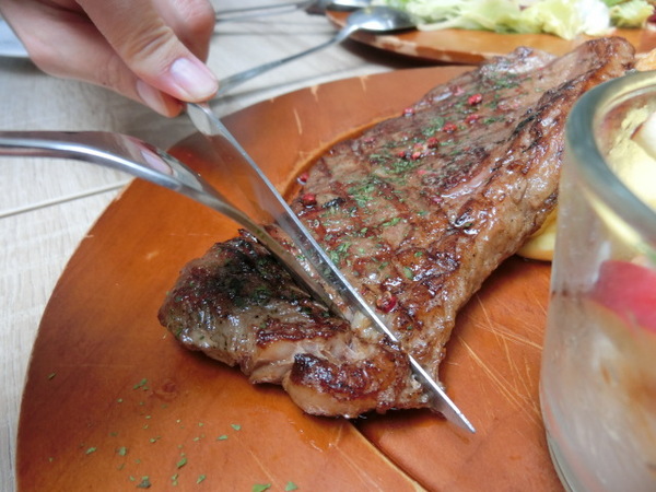 Boots:《口碑券》Boots│小Boots有大驚喜 早午餐品嚐豐盛的紐約客牛排@市府站