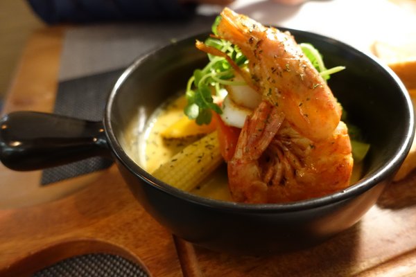 Boots：(胖樺食記)信義區溫馨時尚小餐館『Boots』。近捷運市政府站，美味餐點如藝術品般華麗