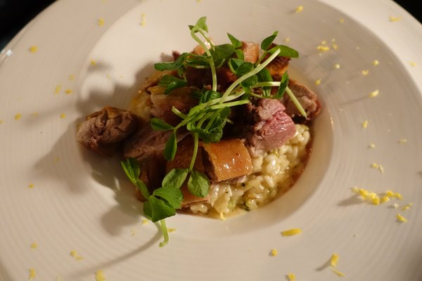 Boots：(胖樺食記)信義區溫馨時尚小餐館『Boots』。近捷運市政府站，美味餐點如藝術品般華麗