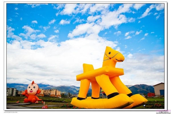 宜蘭三星 花海熱氣球嘉年華：2016宜蘭景點-三星鄉洛克馬/猴年吉祥物/熱氣球/猴年新年走春