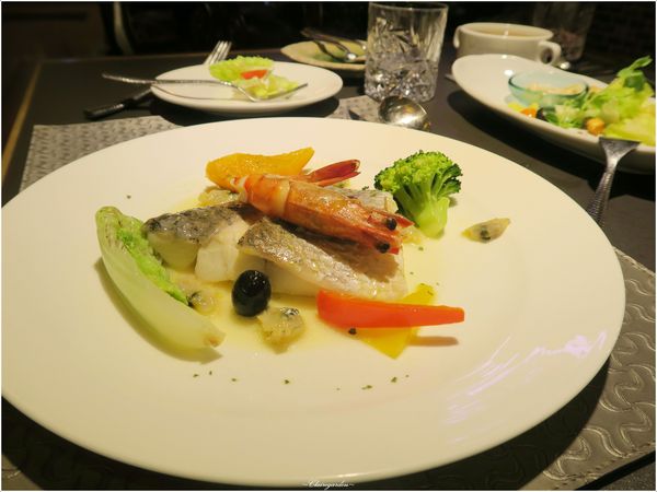 荒漠甘泉音樂音響主題餐廳：台北 捷運公館站 荒漠甘泉~滿滿音樂分子流竄的美食饗宴