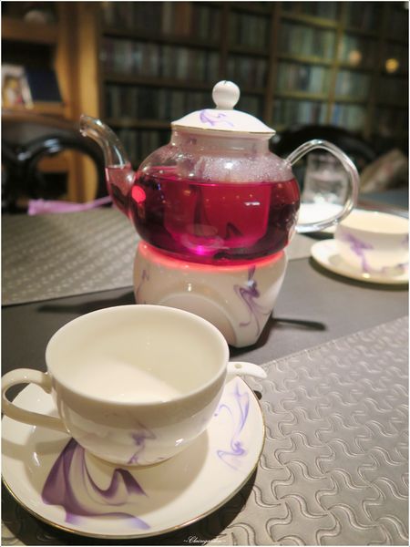 荒漠甘泉音樂音響主題餐廳：台北 捷運公館站 荒漠甘泉~滿滿音樂分子流竄的美食饗宴