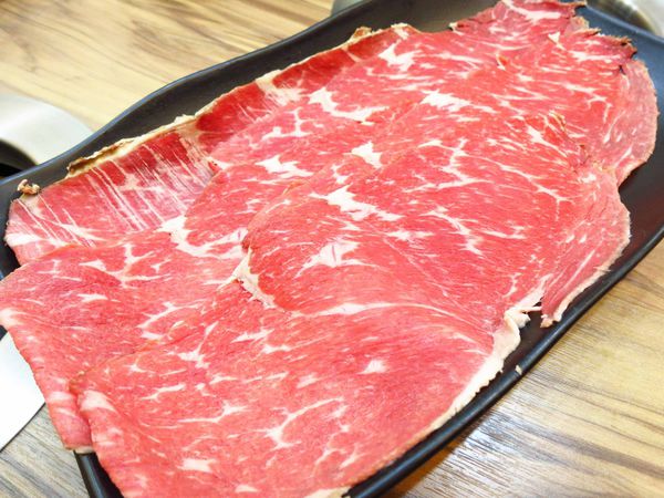 【新莊火鍋】菁萃鍋物-蔬菜湯頭清爽不油膩、美味海鮮盡在裡頭