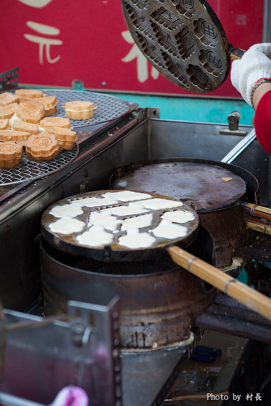 學甲公有零售市場雞蛋糕：【食記】｛台南。學甲區｝冷掉也好吃的雞蛋糕在那裡-學甲市場雞蛋糕