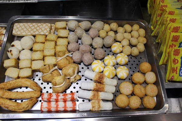 彤關東煮專賣店：彤關東煮專賣店✪每一樣都好吃，我還要再來吃唷~104.01.15