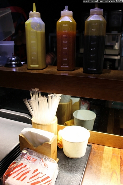 彤關東煮專賣店：彤關東煮專賣店✪每一樣都好吃，我還要再來吃唷~104.01.15