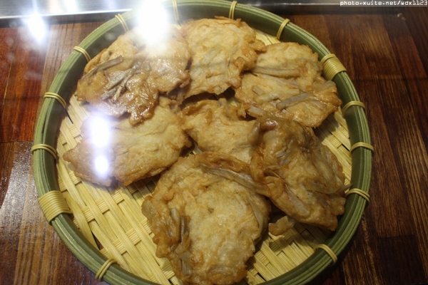 彤關東煮專賣店：彤關東煮專賣店✪每一樣都好吃，我還要再來吃唷~104.01.15