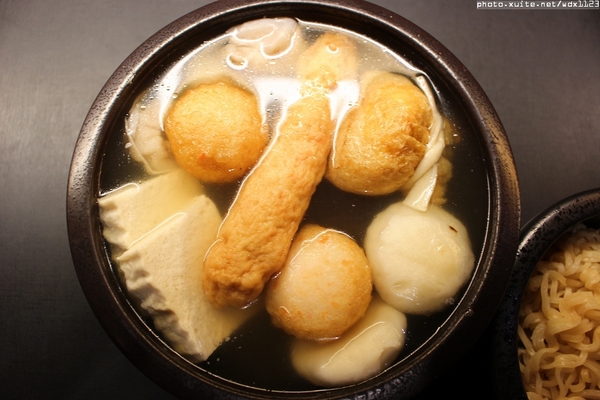 彤關東煮專賣店：彤關東煮專賣店✪每一樣都好吃，我還要再來吃唷~104.01.15