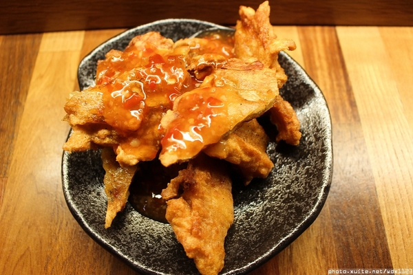 彤關東煮專賣店：彤關東煮專賣店✪每一樣都好吃，我還要再來吃唷~104.01.15