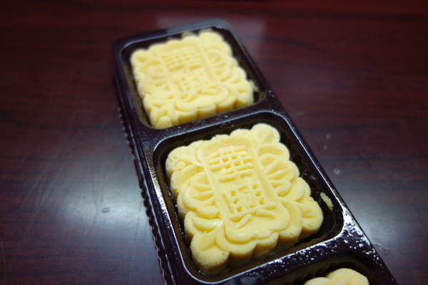 御華興食品公司:御華興 綠豆冰沙糕 饒河夜市 軟軟綿綿