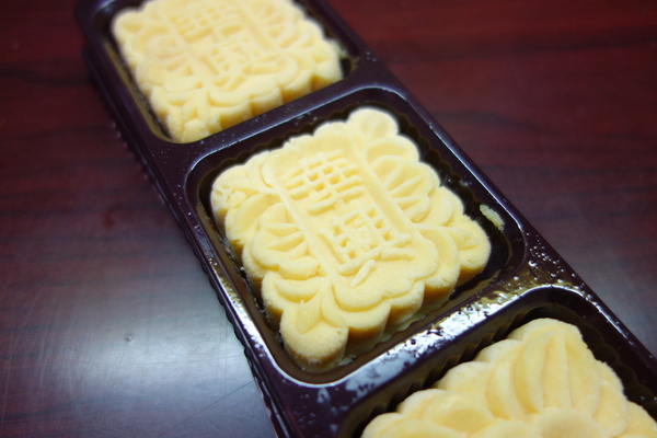 御華興食品公司:御華興 綠豆冰沙糕 饒河夜市 軟軟綿綿